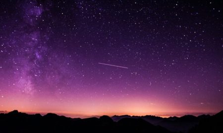 What color are comets?